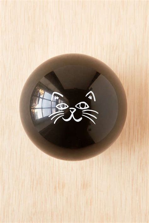 Mafic cat balls